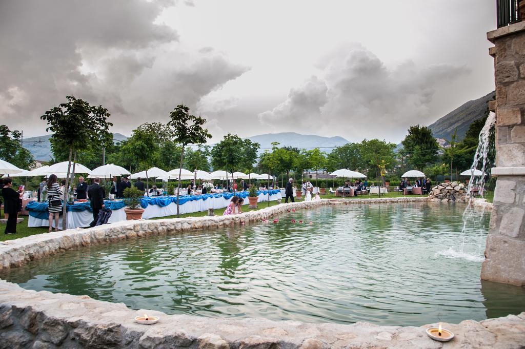 Le Gole Ristorante & Resort Челано Екстер'єр фото